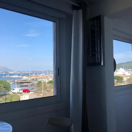Apartment Bord De Et Vue Sur Wifi Offert La Seyne-sur-Mer